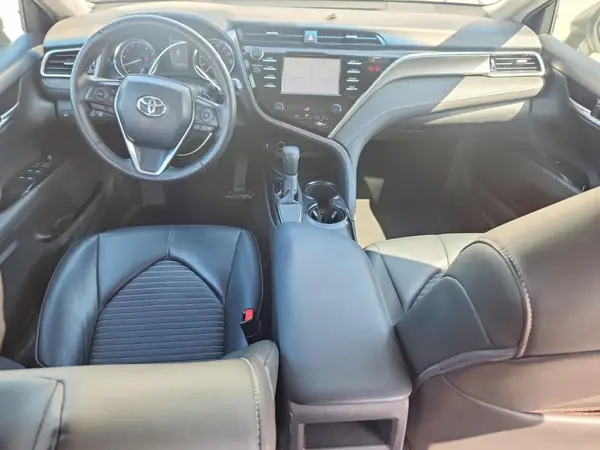 4T1B11HK7JU621114 2018 TOYOTA CAMRY - Image 8