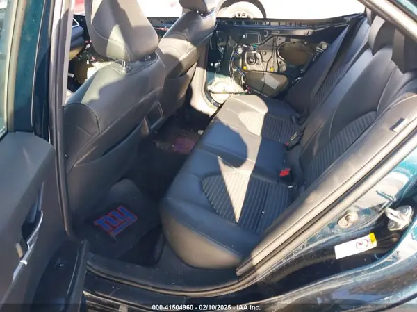 4T1B11HK7JU621968 2018 TOYOTA CAMRY - Image 8