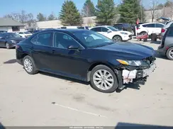 4T1B11HK7JU627303 2018 TOYOTA CAMRY