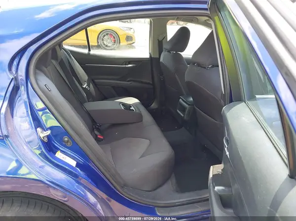 4T1B11HK7JU627589 2018 TOYOTA CAMRY - Image 8