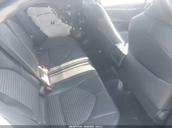 4T1B11HK7JU627754 2018 TOYOTA CAMRY - Image 8