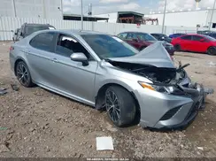 4T1B11HK7JU632839 2018 TOYOTA CAMRY