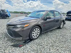 4T1B11HK7JU633781 2018 TOYOTA CAMRY
