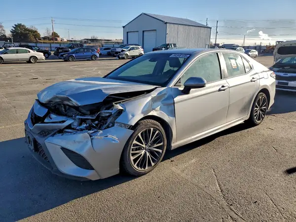 4T1B11HK7JU634803 2018 TOYOTA CAMRY - Image 1