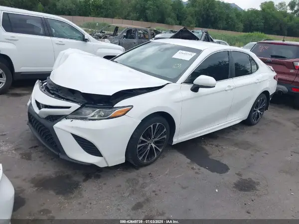 4T1B11HK7JU636308 2018 TOYOTA CAMRY - Image 2