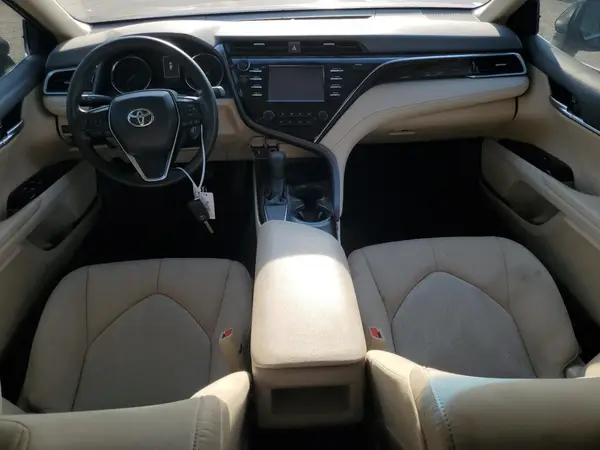 4T1B11HK7JU637314 2018 TOYOTA CAMRY - Image 8