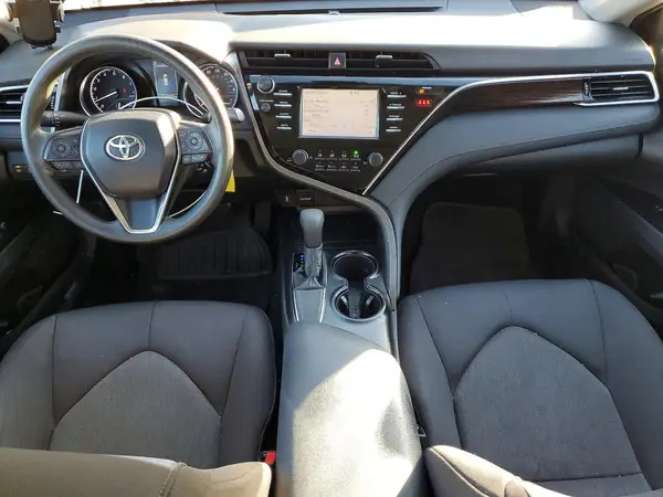 4T1B11HK7JU638317 2018 TOYOTA CAMRY - Image 8