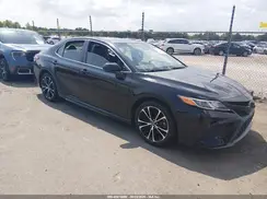 4T1B11HK7JU639869 2018 TOYOTA CAMRY