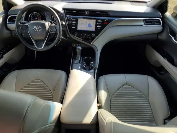 4T1B11HK7JU641718 2018 TOYOTA CAMRY - Image 8