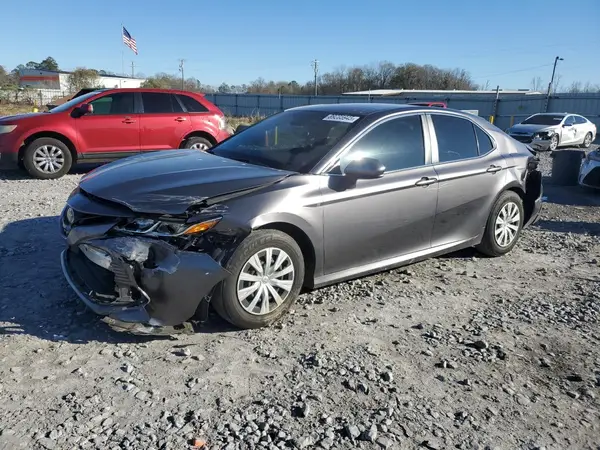 4T1B11HK7JU642853 2018 TOYOTA CAMRY - Image 1