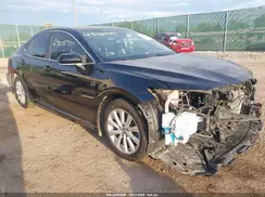 4T1B11HK7JU655750 2018 TOYOTA CAMRY