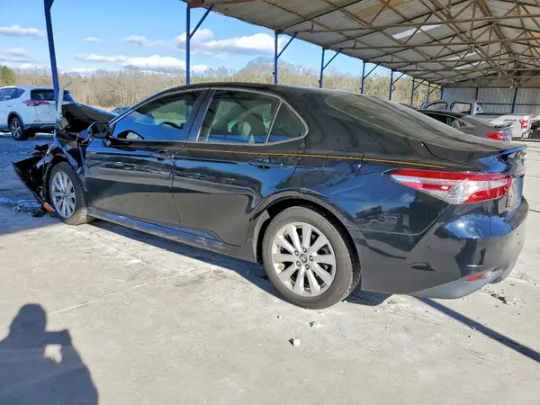 4T1B11HK7JU656106 2018 TOYOTA CAMRY - Image 2