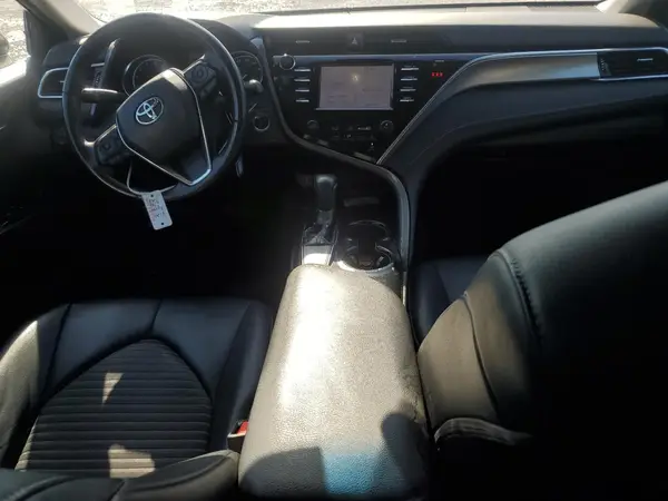 4T1B11HK7JU663704 2018 TOYOTA CAMRY - Image 8