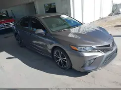 4T1B11HK7JU664092 2018 TOYOTA CAMRY