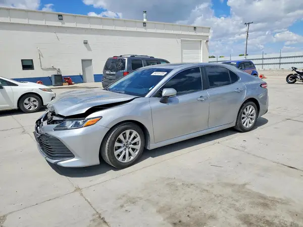 4T1B11HK7JU664805 2018 TOYOTA CAMRY - Image 1