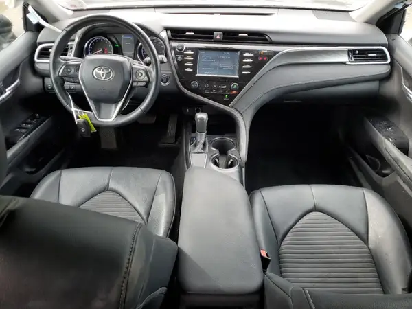 4T1B11HK7JU665887 2018 TOYOTA CAMRY - Image 8