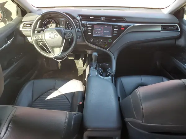 4T1B11HK7JU666330 2018 TOYOTA CAMRY - Image 8