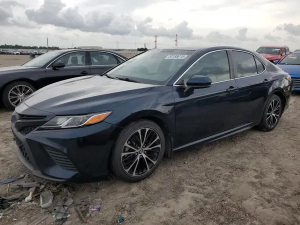 4T1B11HK7JU666439 2018 TOYOTA CAMRY - Image 1