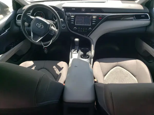 4T1B11HK7JU666814 2018 TOYOTA CAMRY - Image 8