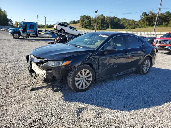 4T1B11HK7JU672886 2018 TOYOTA CAMRY - Image 1
