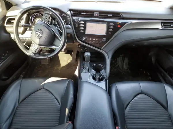 4T1B11HK7JU674492 2018 TOYOTA CAMRY - Image 8