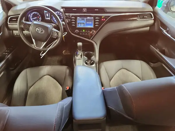 4T1B11HK7JU677666 2018 TOYOTA CAMRY - Image 8