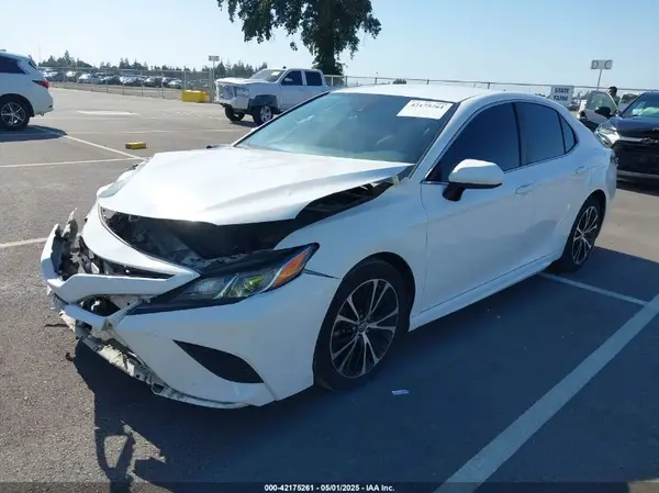 4T1B11HK7KU161521 2019 TOYOTA CAMRY - Image 2