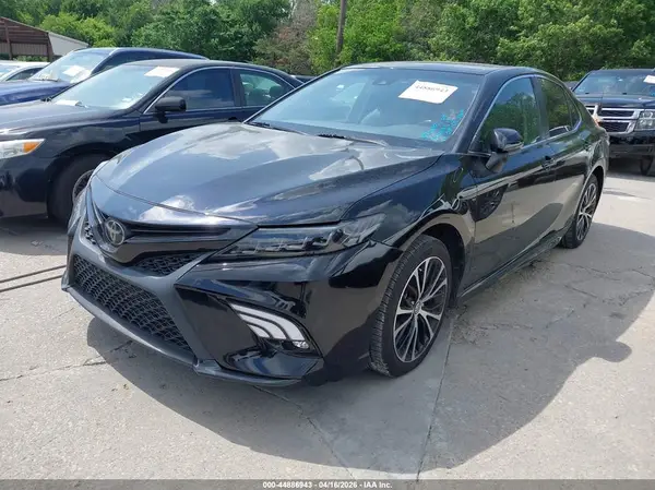 4T1B11HK7KU171725 2019 TOYOTA CAMRY - Image 2