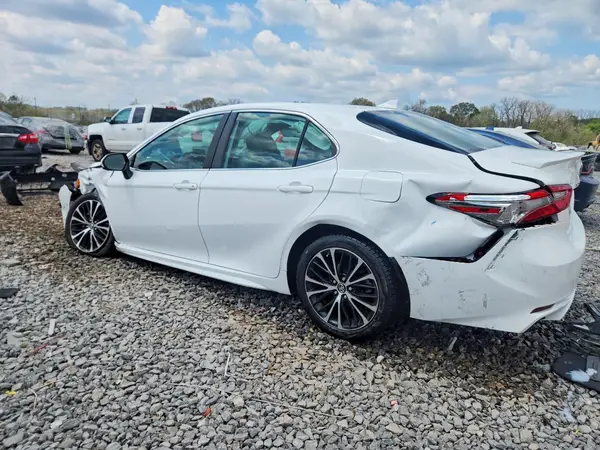 4T1B11HK7KU174088 2019 TOYOTA CAMRY - Image 2