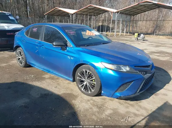 4T1B11HK7KU174186 2019 TOYOTA CAMRY - Image 1