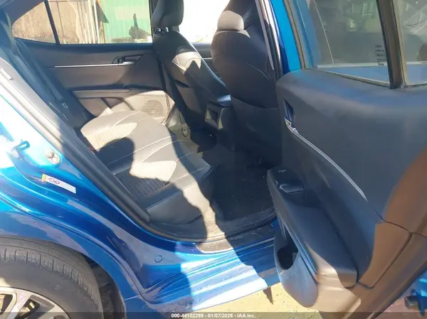 4T1B11HK7KU174186 2019 TOYOTA CAMRY - Image 8