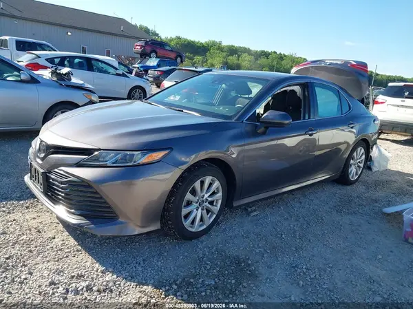 4T1B11HK7KU178917 2019 TOYOTA CAMRY - Image 2