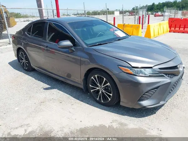 4T1B11HK7KU188685 2019 TOYOTA CAMRY - Image 1