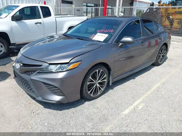 4T1B11HK7KU188685 2019 TOYOTA CAMRY - Image 2