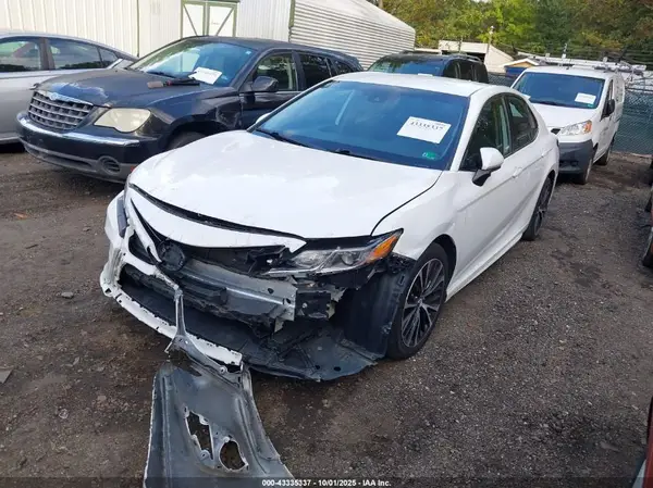 4T1B11HK7KU202990 2019 TOYOTA CAMRY - Image 2