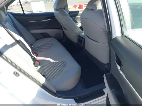 4T1B11HK7KU208773 2019 TOYOTA CAMRY - Image 8
