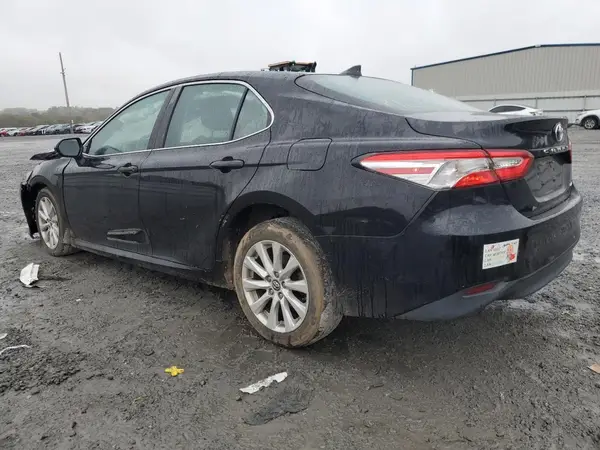 4T1B11HK7KU209454 2019 TOYOTA CAMRY - Image 2