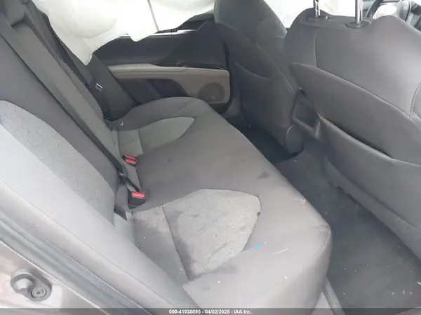 4T1B11HK7KU212239 2019 TOYOTA CAMRY - Image 8