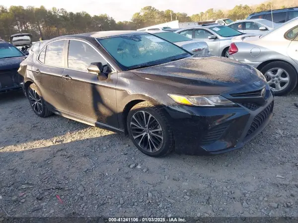 4T1B11HK7KU213052 2019 TOYOTA CAMRY - Image 1
