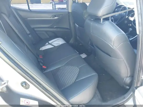 4T1B11HK7KU218929 2019 TOYOTA CAMRY - Image 8