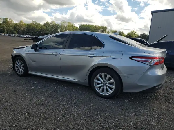 4T1B11HK7KU242955 2019 TOYOTA CAMRY - Image 2