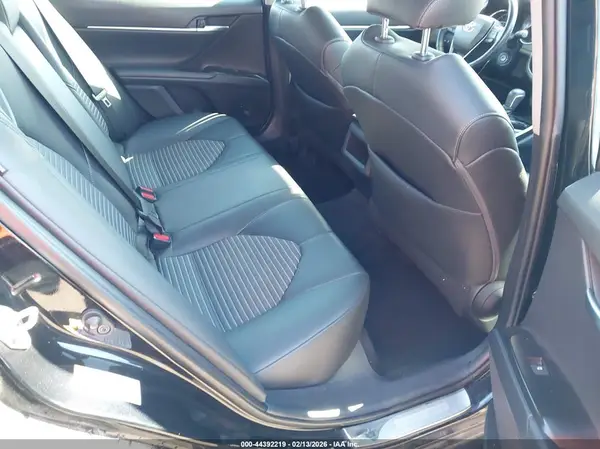 4T1B11HK7KU246701 2019 TOYOTA CAMRY - Image 8