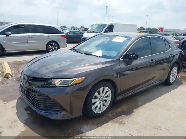 4T1B11HK7KU253356 2019 TOYOTA CAMRY - Image 2