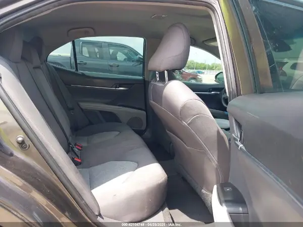 4T1B11HK7KU253356 2019 TOYOTA CAMRY - Image 8