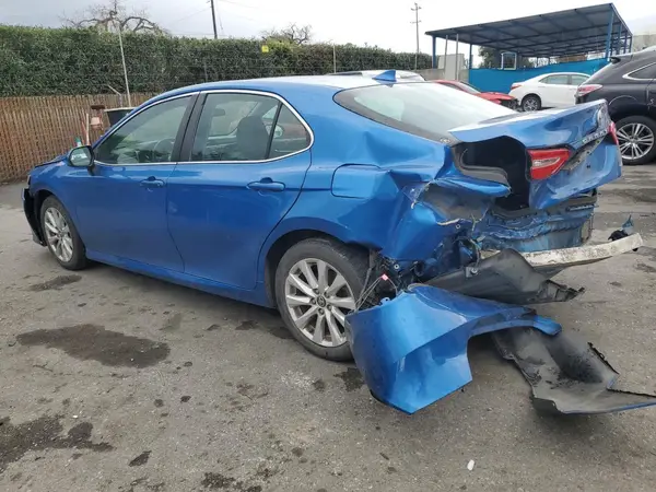 4T1B11HK7KU254765 2019 TOYOTA CAMRY - Image 2