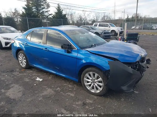 4T1B11HK7KU264700 2019 TOYOTA CAMRY - Image 1