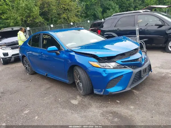 4T1B11HK7KU268357 2019 TOYOTA CAMRY - Image 1