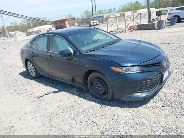 4T1B11HK7KU269928 2019 TOYOTA CAMRY - Image 1