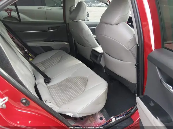 4T1B11HK7KU271064 2019 TOYOTA CAMRY - Image 8