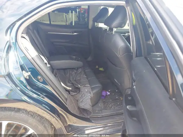 4T1B11HK7KU276104 2019 TOYOTA CAMRY - Image 8